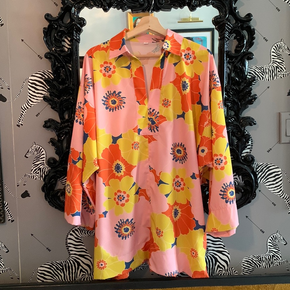 NWOT ADORABLE Floral tunic dress!